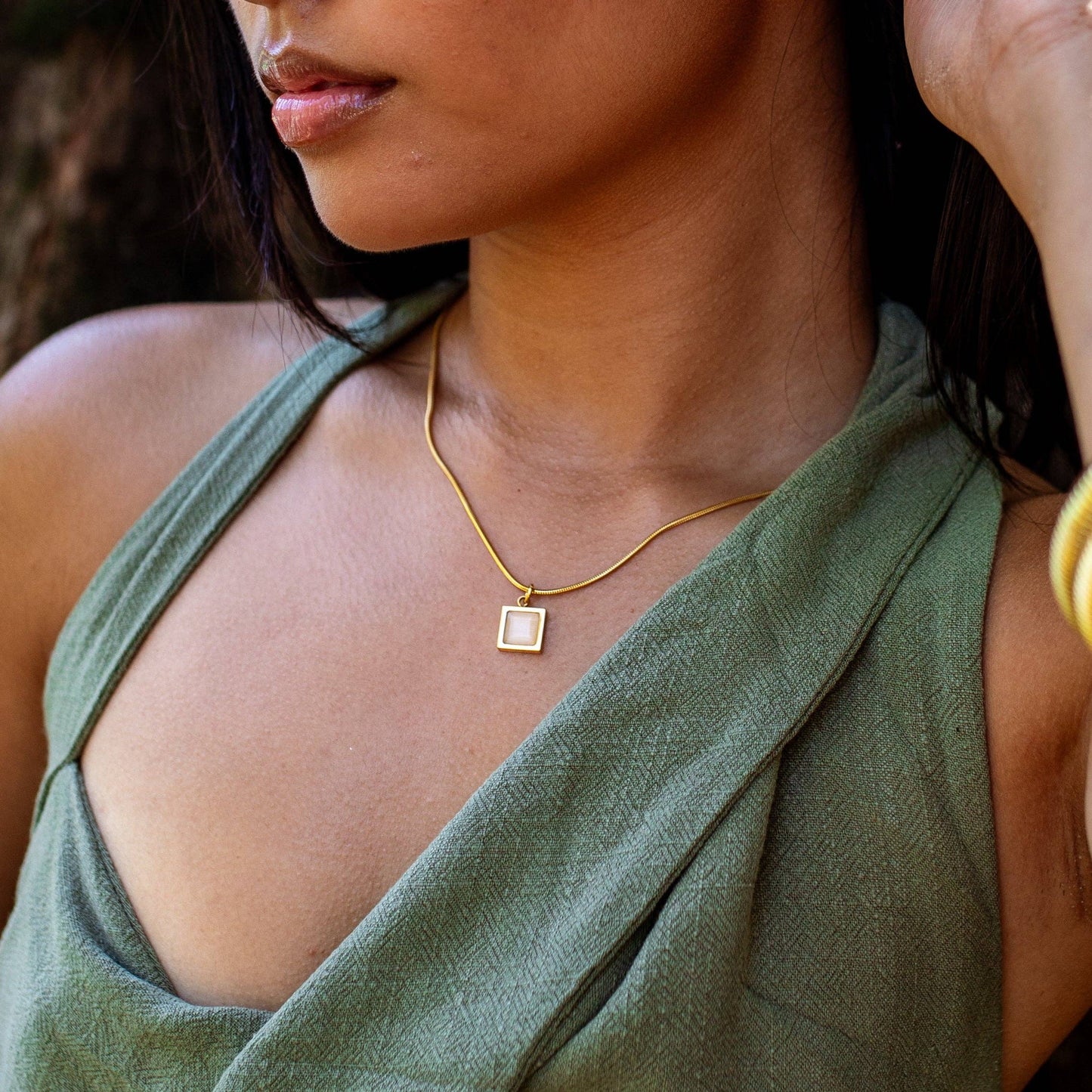 Grounded Necklace - Gold