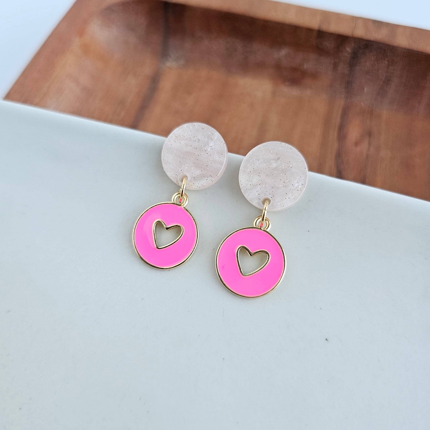 Amora Heart Earrings - Pink