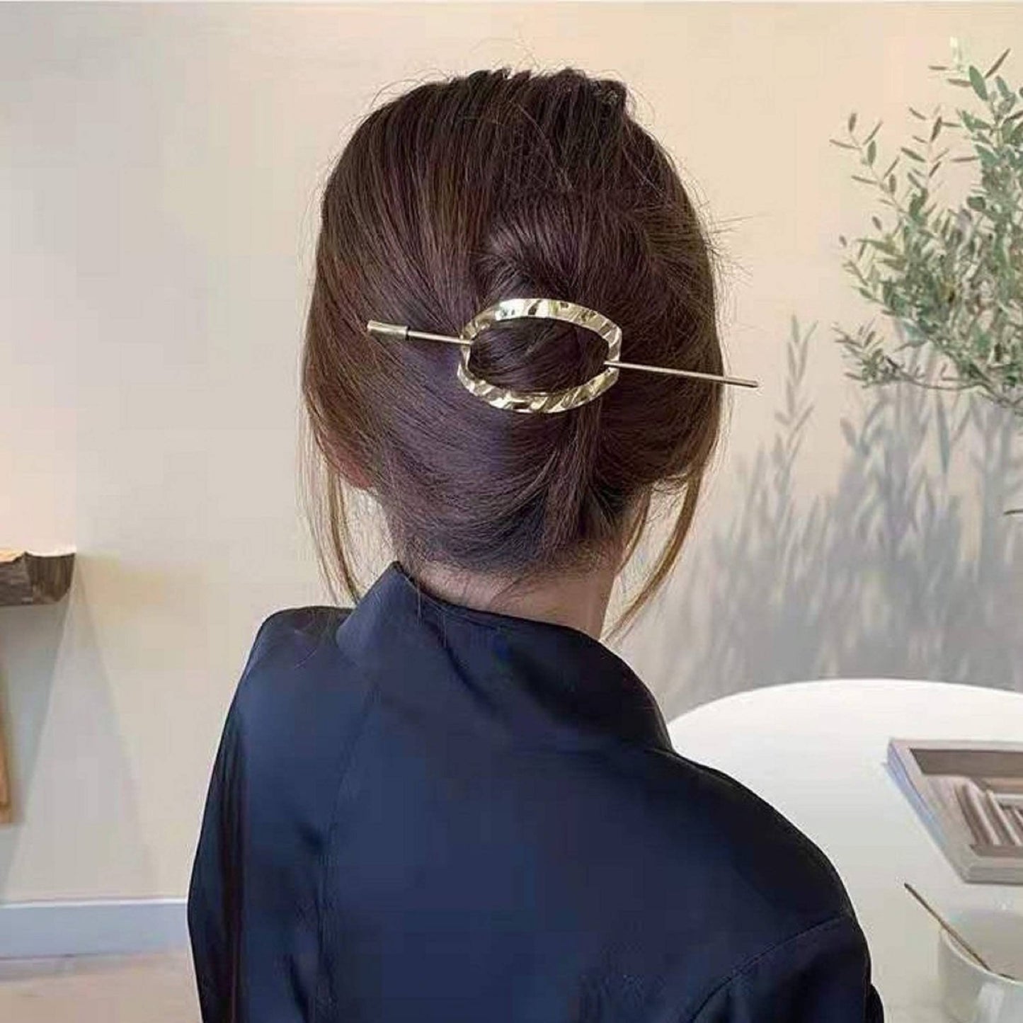 Oval Hair Pin