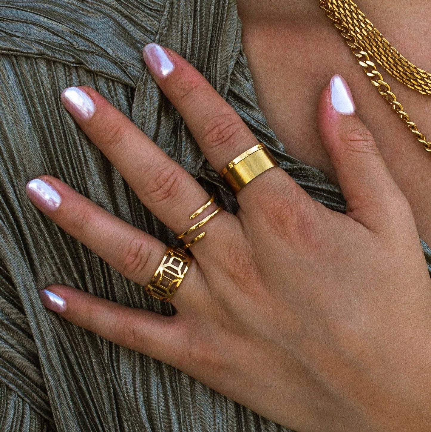 Cigar Ring - Gold