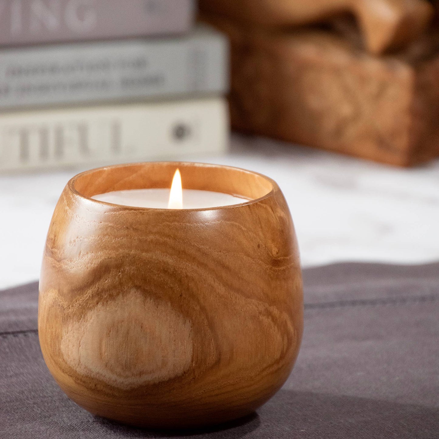 Tobacco & Teakwood Candle